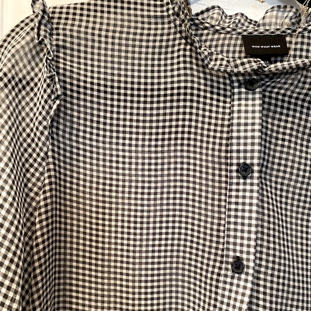 Gingham ruffle blouse